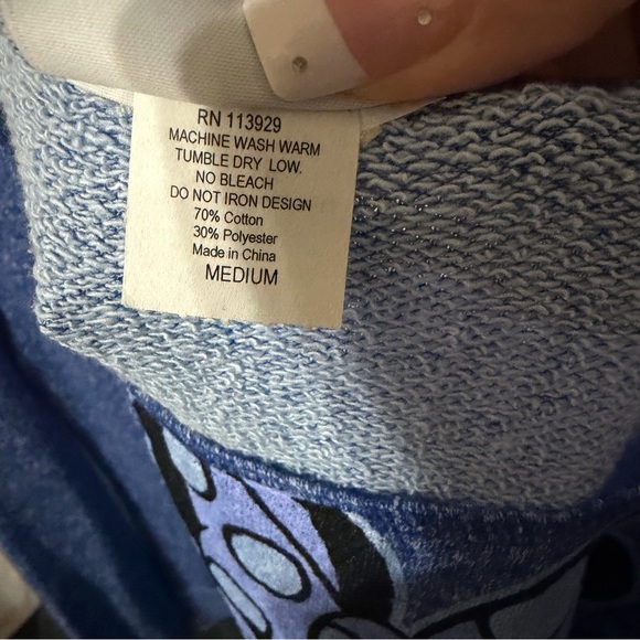 DISNEY Minnie Mouse blue long sleeve top, size medium - Picture 5 of 10